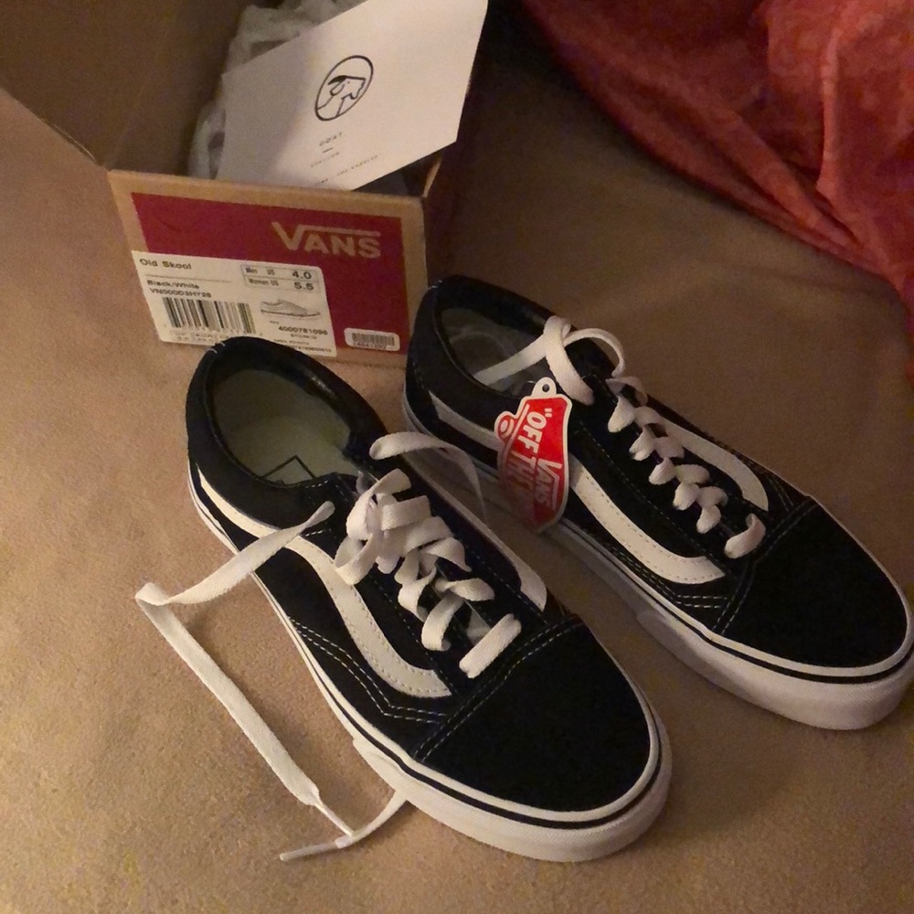 Women’s black old skool vans